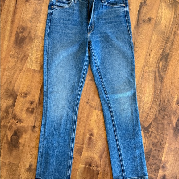 MOTHER Mid-rise Dazzler Ankle Jeans - Picture 6 of 9